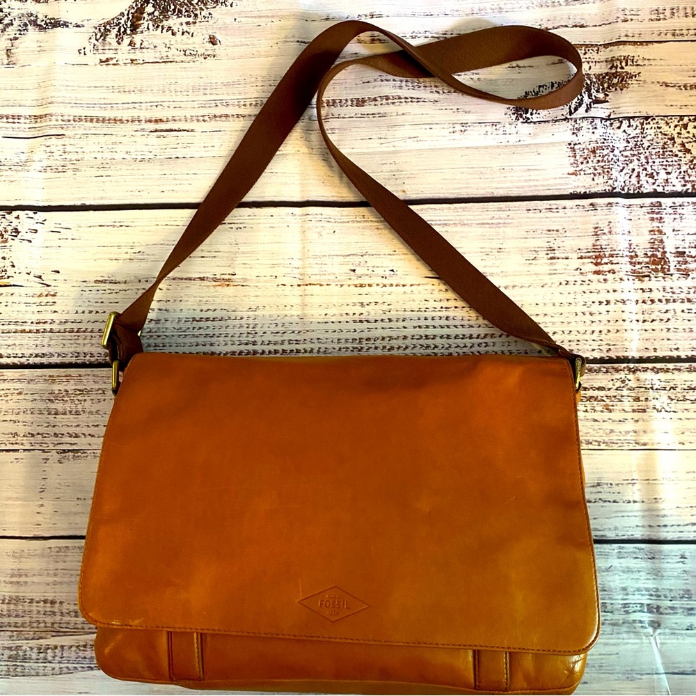 Fossil Leather School Business Messenger Bag